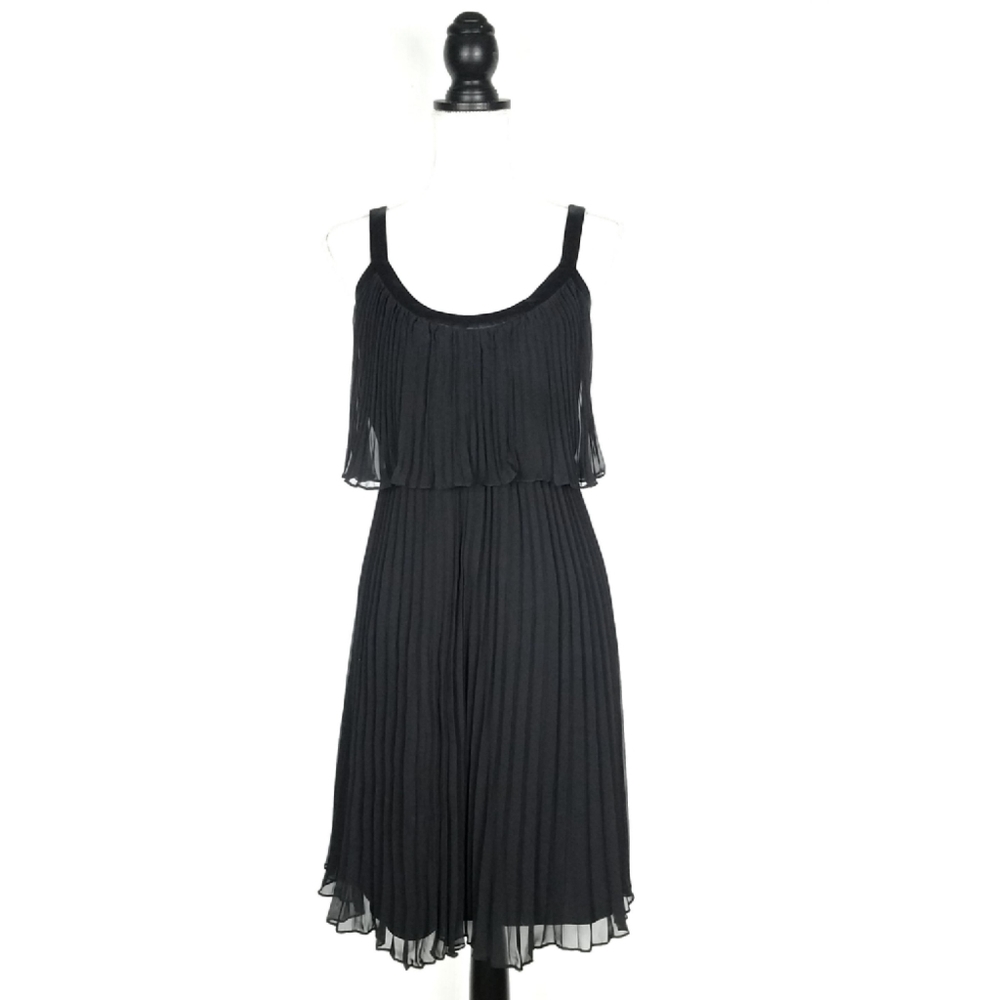 White House Black Market Black Pleated Sleeveless Dress